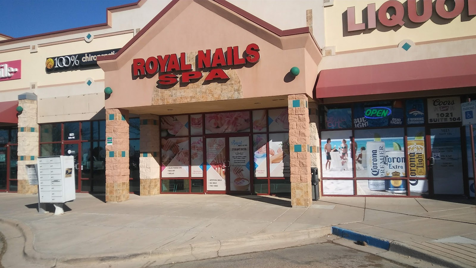 Royal Nails & Spa nail photo 1